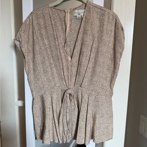 Sachin + Babi Beige and Black Patterned Blouse